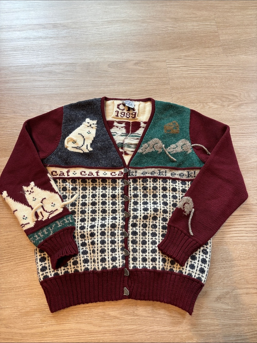 VTG Blueberry Woolens Women’s M 100% Wool Cat Mouse Cardigan Maine USA Made